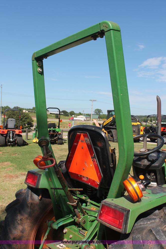 image for item H8152 2002 John Deere 790 tractor