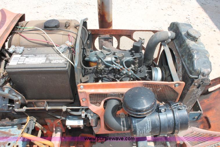 image for item H8156 1982 Kubota B6100HST-E tractor