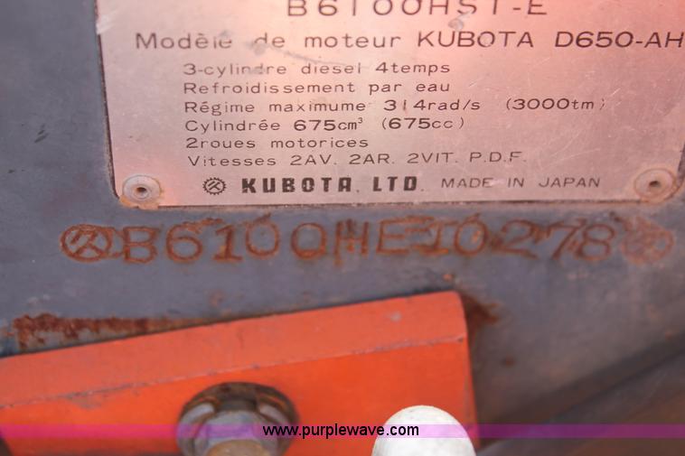 image for item H8156 1982 Kubota B6100HST-E tractor