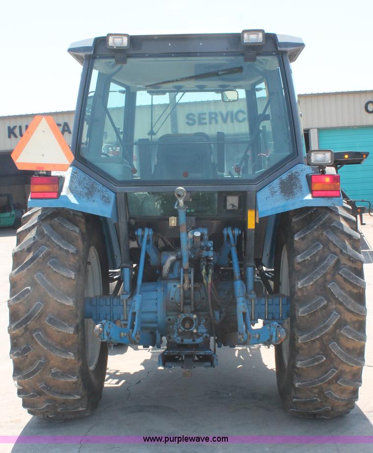 image for item H8157 1994 Ford 6640 tractor