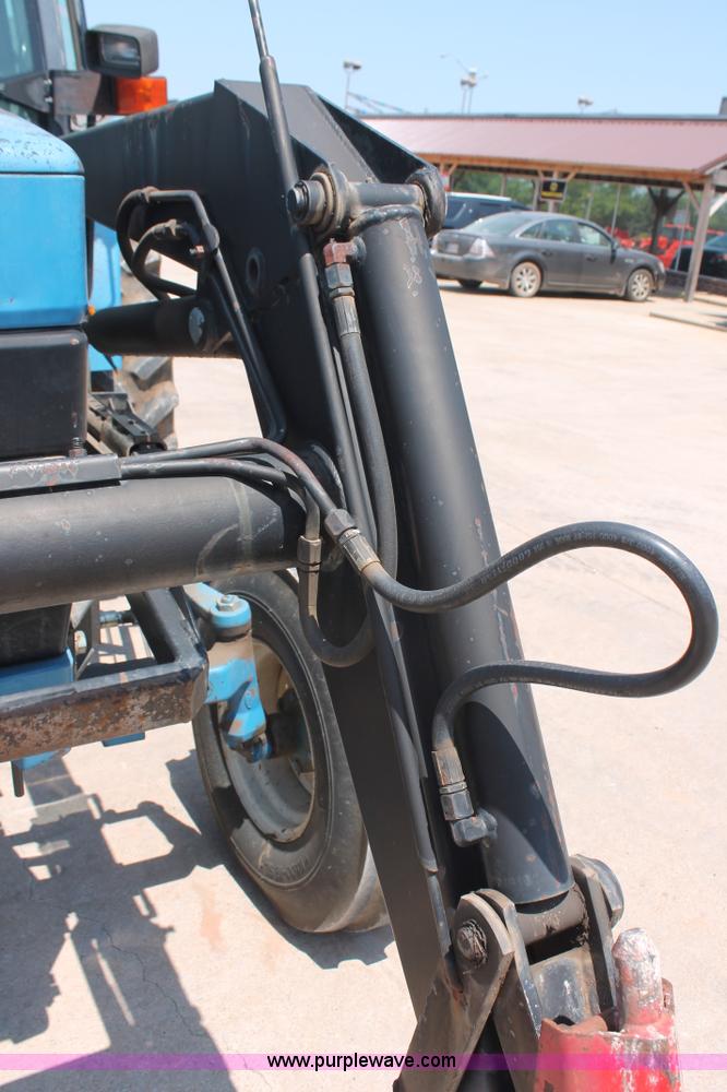 image for item H8157 1994 Ford 6640 tractor