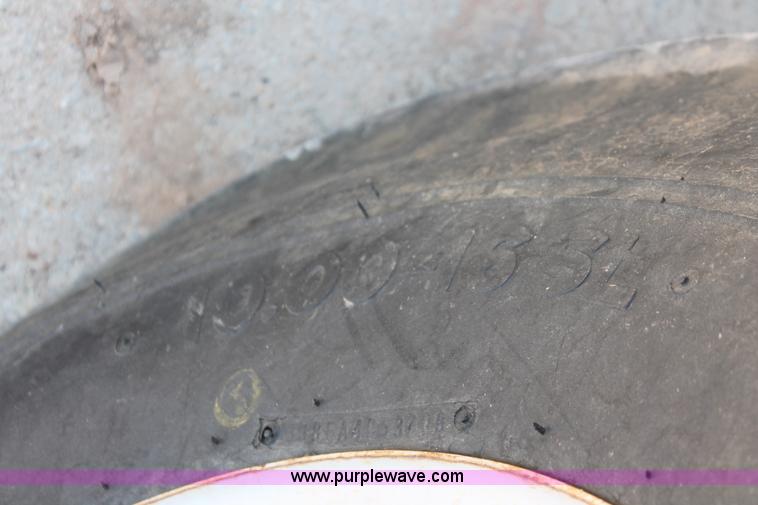 image for item H8157 1994 Ford 6640 tractor