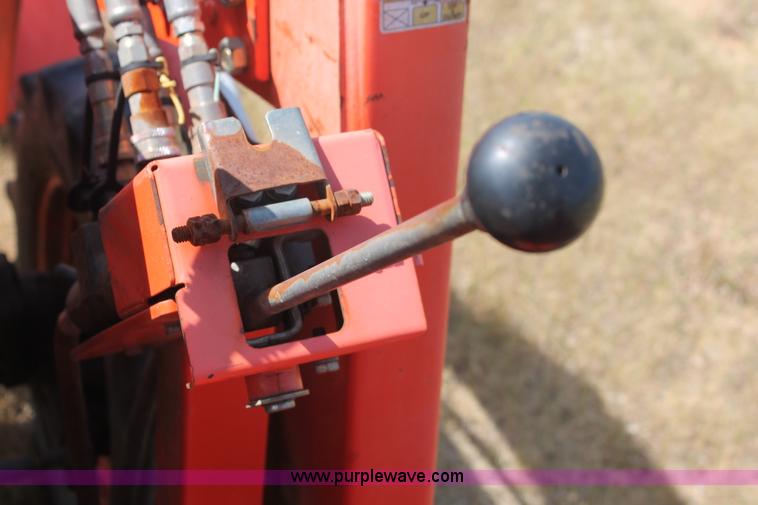 image for item H8162 2000 Kubota L3000DT MFWD tractor