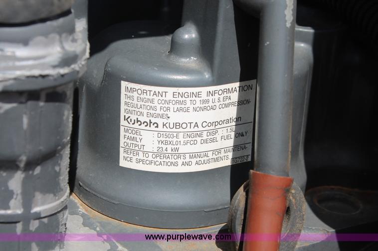 image for item H8162 2000 Kubota L3000DT MFWD tractor