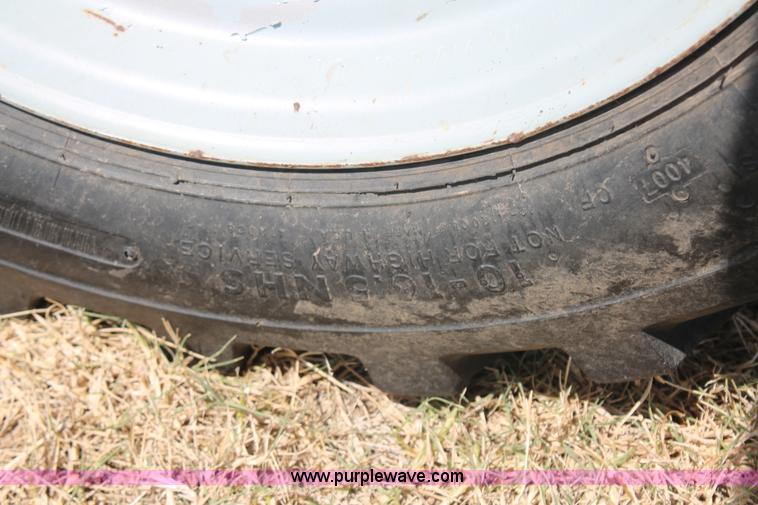 image for item H8163 2010 McCormick CT47 MFWD tractor