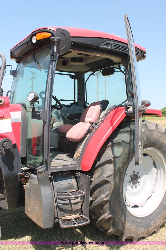 image for item H8164 2010 McCormick CX110 MFWD tractor