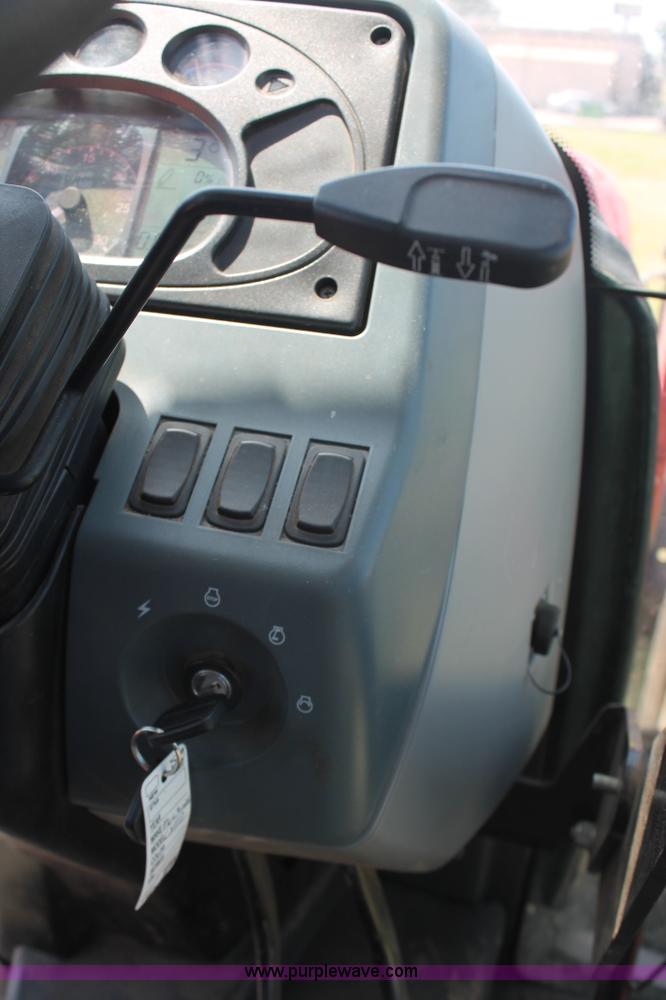 image for item H8164 2010 McCormick CX110 MFWD tractor