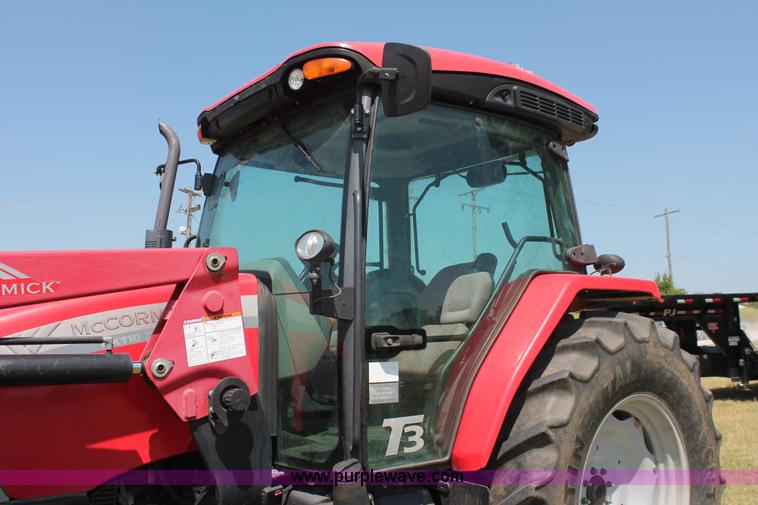 image for item H8164 2010 McCormick CX110 MFWD tractor