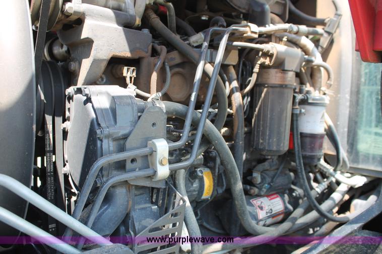 image for item H8164 2010 McCormick CX110 MFWD tractor