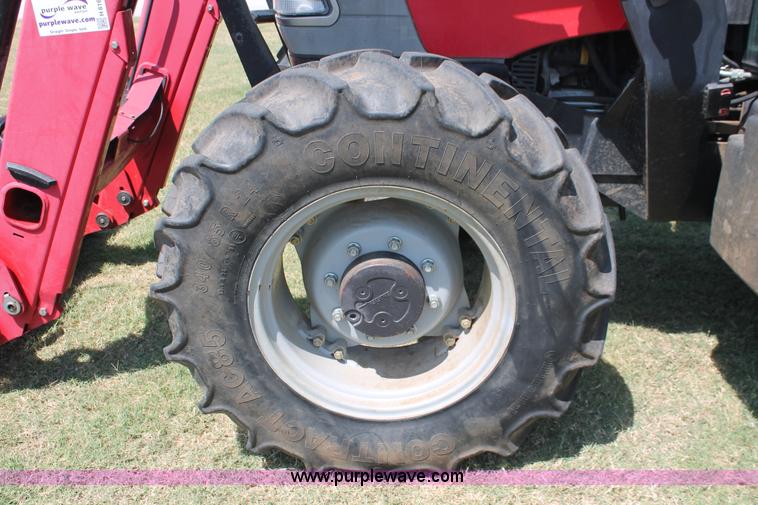 image for item H8164 2010 McCormick CX110 MFWD tractor