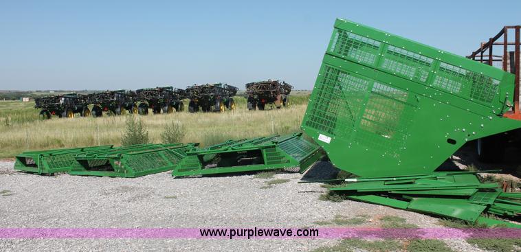 image for item H8170 John Deere 7460 cotton stripper basket