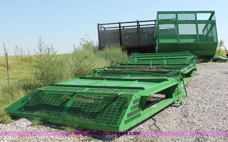 image for item H8170 John Deere 7460 cotton stripper basket