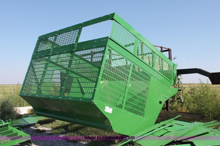image for item H8170 John Deere 7460 cotton stripper basket