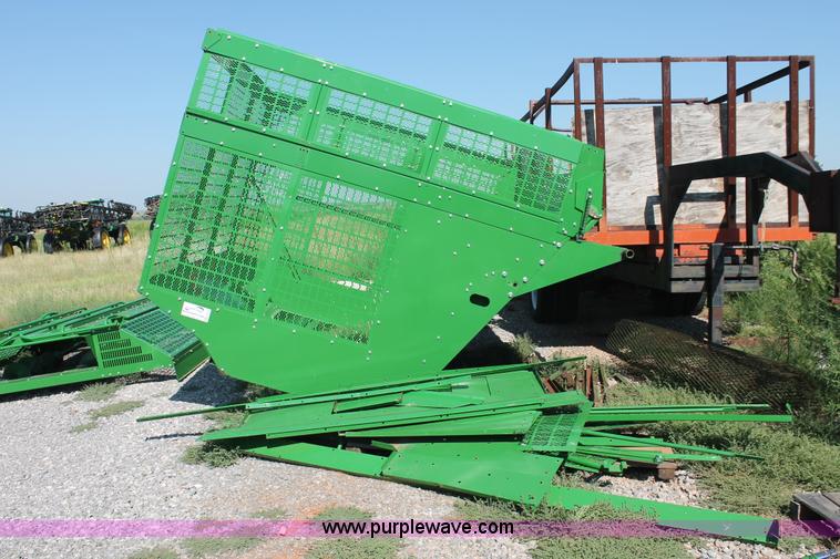 image for item H8170 John Deere 7460 cotton stripper basket