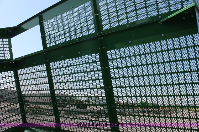 image for item H8170 John Deere 7460 cotton stripper basket