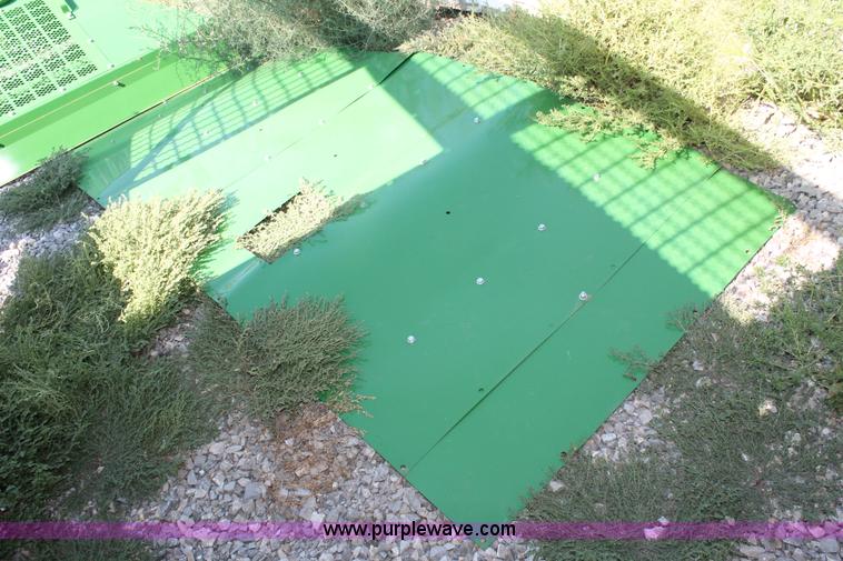 image for item H8170 John Deere 7460 cotton stripper basket