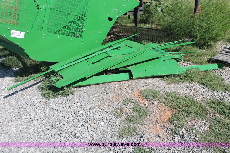 image for item H8170 John Deere 7460 cotton stripper basket