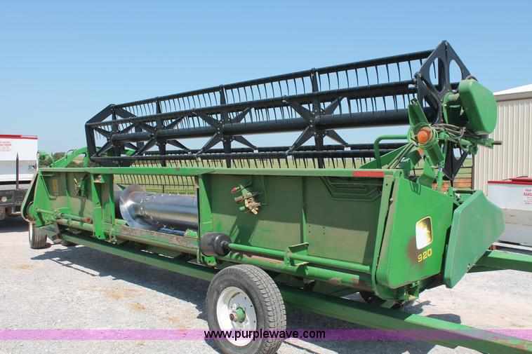 image for item H8194 1998 John Deere 920 platform flex head
