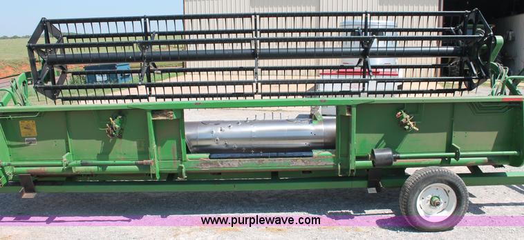 image for item H8194 1998 John Deere 920 platform flex head