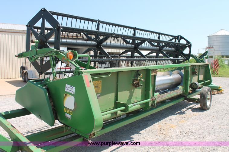 image for item H8194 1998 John Deere 920 platform flex head