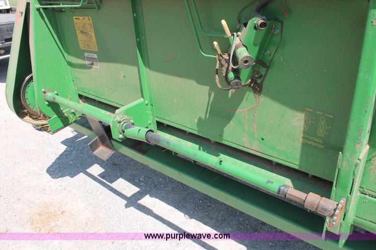 image for item H8194 1998 John Deere 920 platform flex head