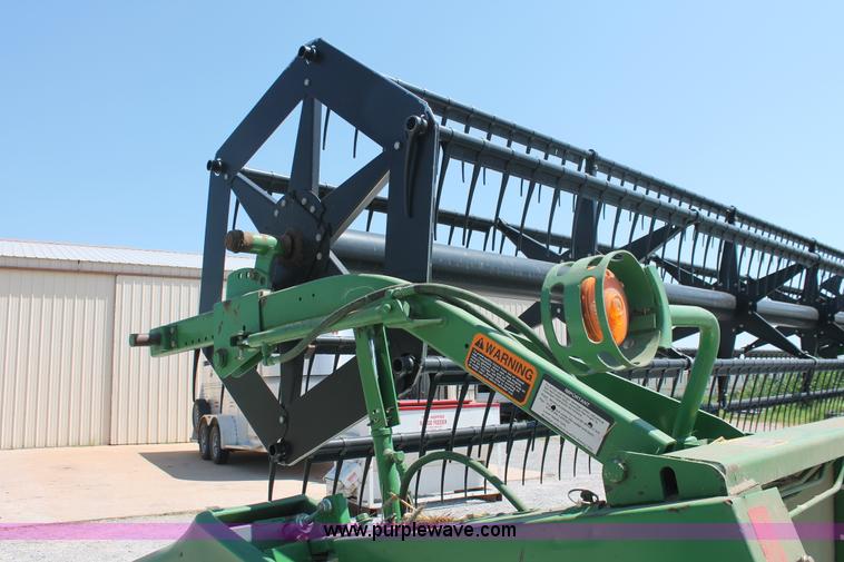 image for item H8194 1998 John Deere 920 platform flex head