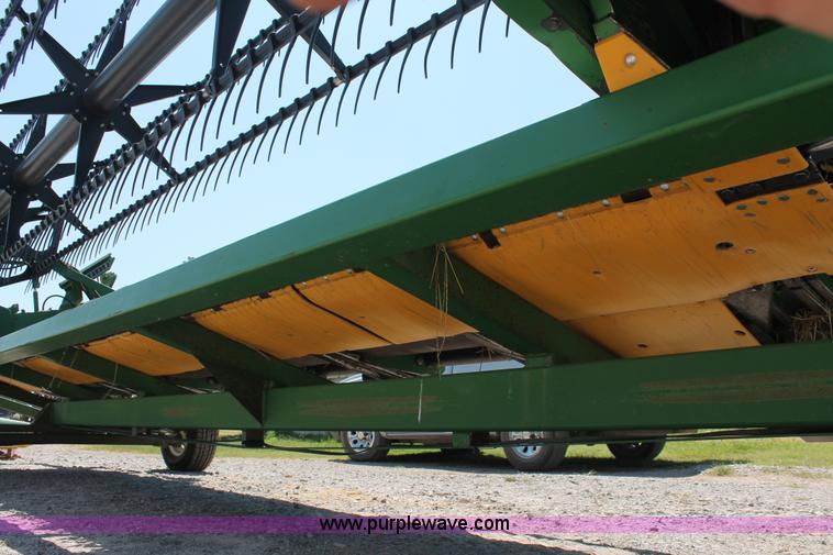 image for item H8194 1998 John Deere 920 platform flex head