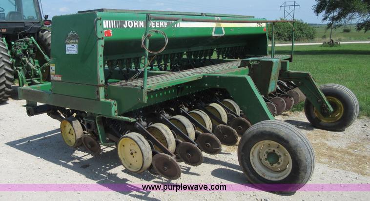 image for item I2019 John Deere 750 grain drill