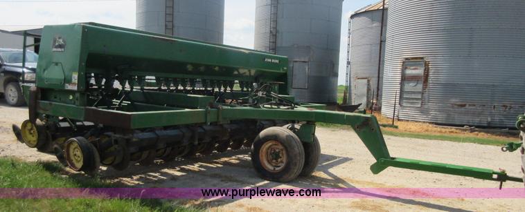 image for item I2019 John Deere 750 grain drill