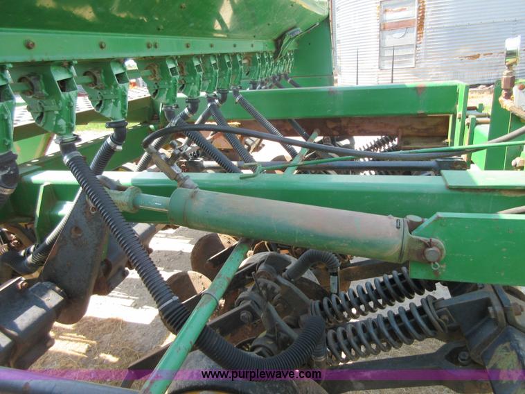 image for item I2019 John Deere 750 grain drill
