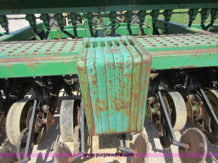 image for item I2019 John Deere 750 grain drill