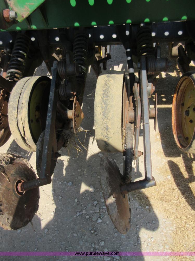 image for item I2019 John Deere 750 grain drill