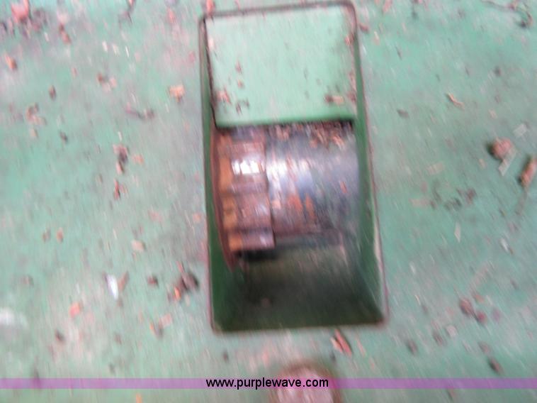 image for item I2019 John Deere 750 grain drill