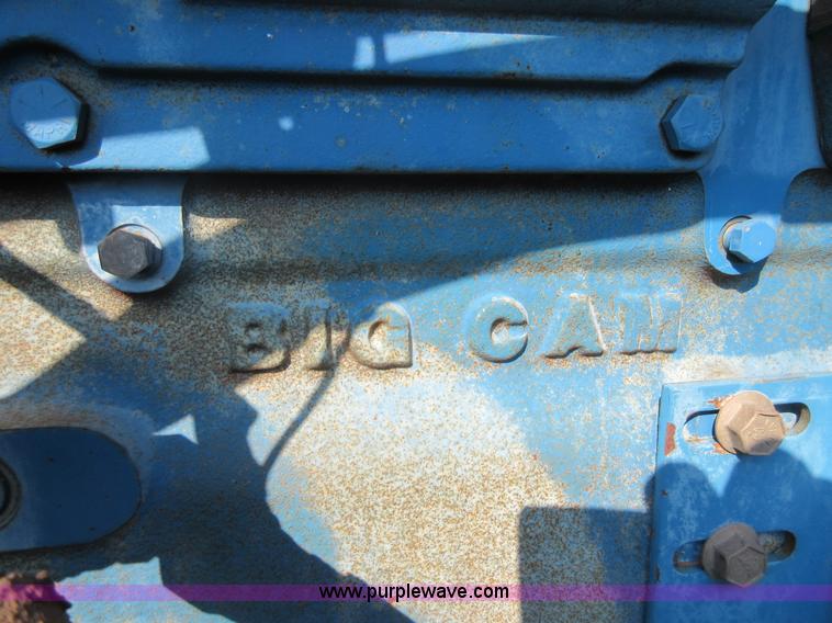 image for item I2049 1991 Ford 946 Versatile 4WD tractor