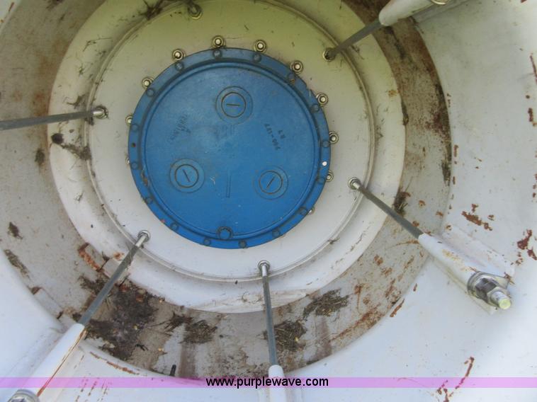 image for item I2049 1991 Ford 946 Versatile 4WD tractor