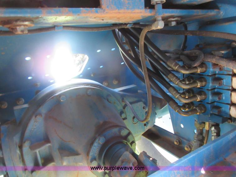 image for item I2049 1991 Ford 946 Versatile 4WD tractor