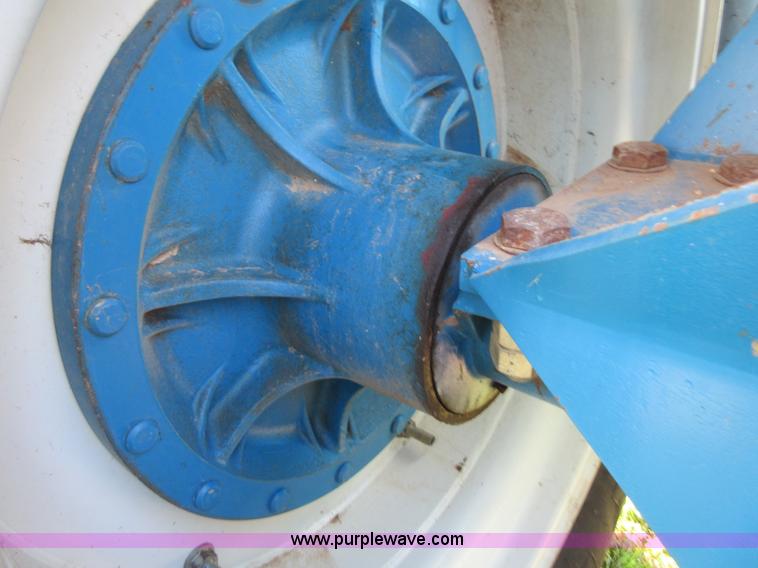 image for item I2049 1991 Ford 946 Versatile 4WD tractor