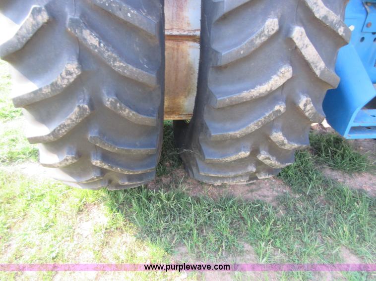image for item I2049 1991 Ford 946 Versatile 4WD tractor