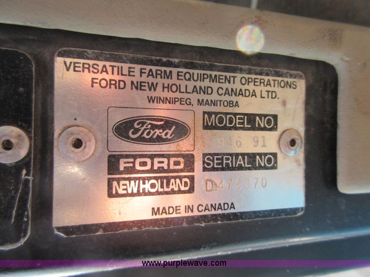image for item I2049 1991 Ford 946 Versatile 4WD tractor