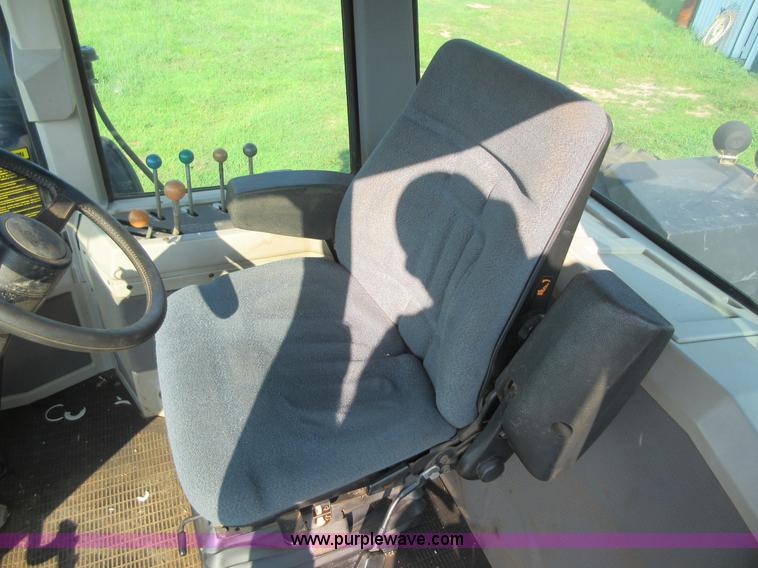 image for item I2049 1991 Ford 946 Versatile 4WD tractor