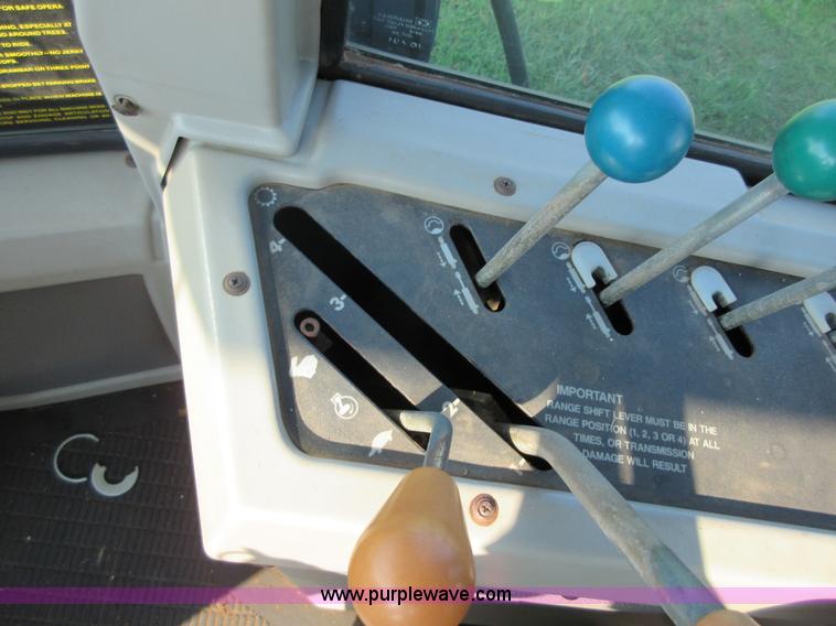 image for item I2049 1991 Ford 946 Versatile 4WD tractor