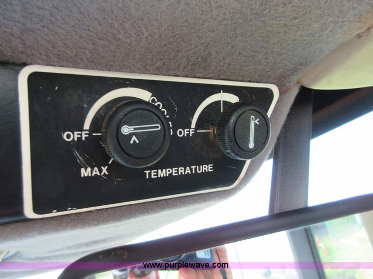 image for item I2049 1991 Ford 946 Versatile 4WD tractor