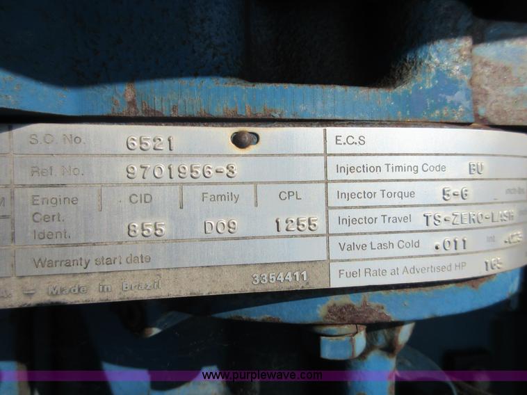 image for item I2049 1991 Ford 946 Versatile 4WD tractor