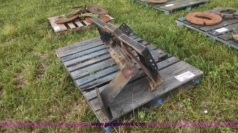 image for item I2802 Westendorf TA26 loader mounts