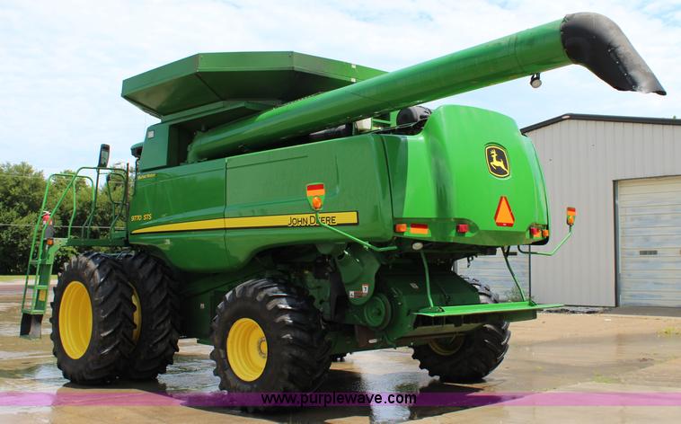 image for item J5808 2008 John Deere 9770 STS combine