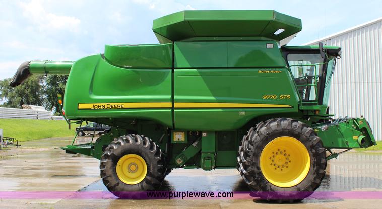 image for item J5808 2008 John Deere 9770 STS combine