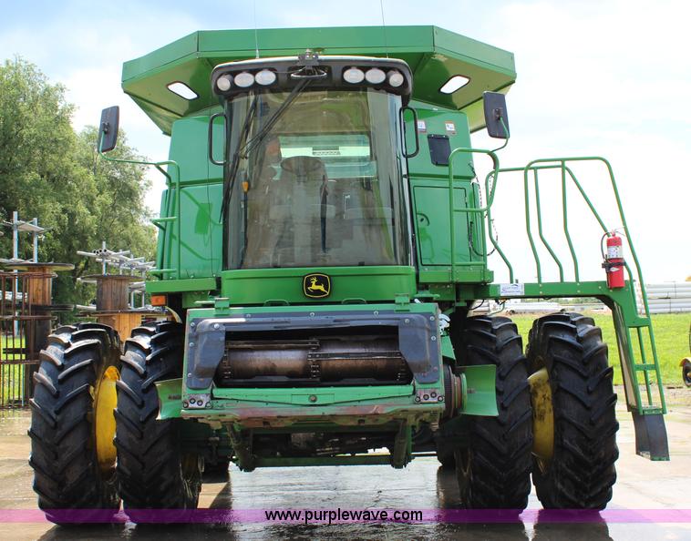 image for item J5808 2008 John Deere 9770 STS combine