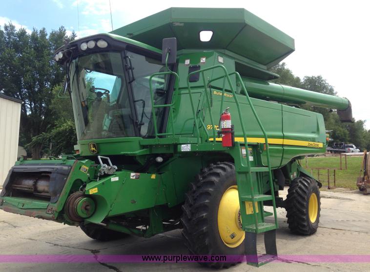 image for item J5808 2008 John Deere 9770 STS combine