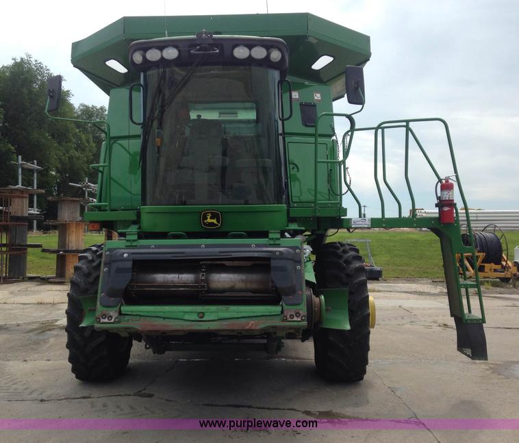 image for item J5808 2008 John Deere 9770 STS combine