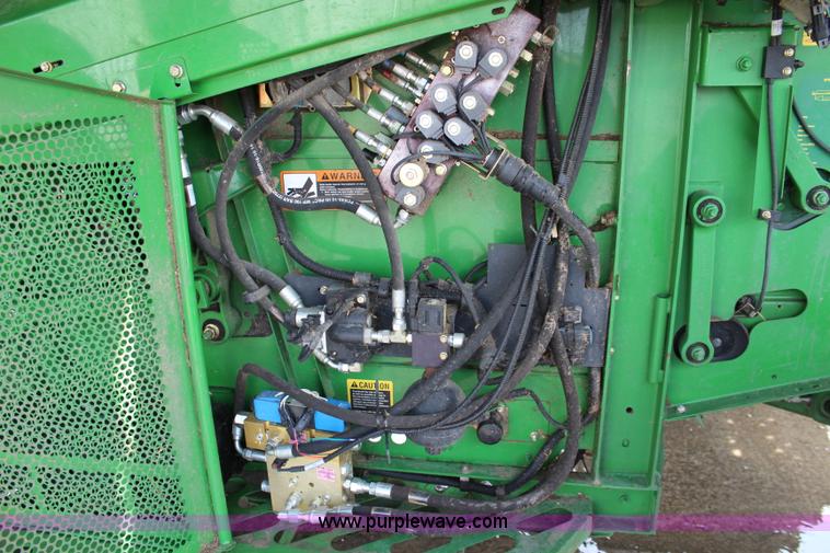 image for item J5808 2008 John Deere 9770 STS combine